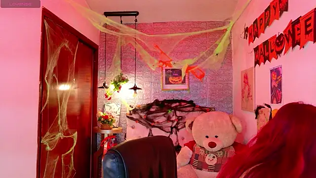 Snapshot of meghan_nill chatting on October 14, 2025, 2:56 am meghan nill online show from October 14, 2025, 2:56 am