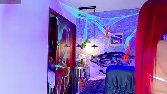 Snapshot of meghan_nill chatting on October 31, 2025, 2:45 am meghan nill online show from October 31, 2025, 2:45 am