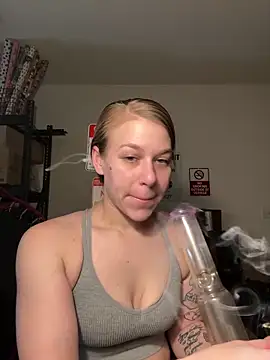 Snapshot of shesexplicit chatting on February 9, 2026, 8:02 pm shesexplicit online show from February 9, 2026, 8:02 pm