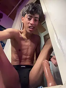 Mauuu18 online show from February 15, 2026, 3:03 am