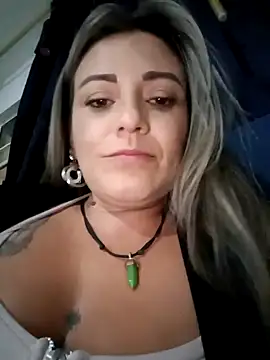 Snapshot of Isabellaa_Garcia_ chatting on January 30, 2025, 4:48 am Isabellaa Garcia online show from January 30, 2025, 4:48 am