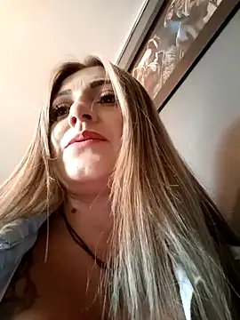 Snapshot of Isabellaa_Garcia_ chatting on January 30, 2025, 10:41 pm Isabellaa Garcia online show from January 30, 2025, 10:41 pm