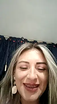 Snapshot of Isabellaa_Garcia_ chatting on January 31, 2025, 5:51 am Isabellaa Garcia online show from January 31, 2025, 5:51 am