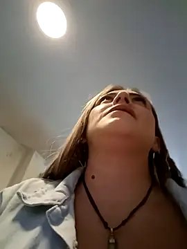 Snapshot of Isabellaa_Garcia_ chatting on February 24, 2025, 6:15 pm Isabellaa Garcia online show from February 24, 2025, 6:15 pm
