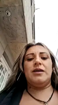 Snapshot of Isabellaa_Garcia_ chatting on February 27, 2025, 9:14 pm Isabellaa Garcia online show from February 27, 2025, 9:14 pm