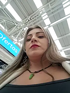 Snapshot of Isabellaa_Garcia_ chatting on March 6, 2025, 6:26 pm Isabellaa Garcia online show from March 6, 2025, 6:26 pm