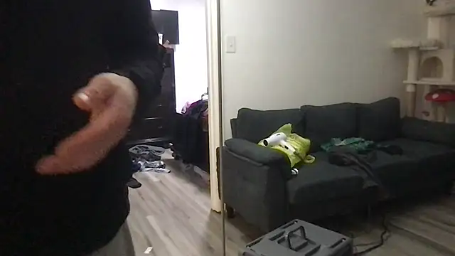 Snapshot of SpunCandy chatting on November 4, 2025, 1:59 am SpunCandy online show from November 4, 2025, 1:59 am