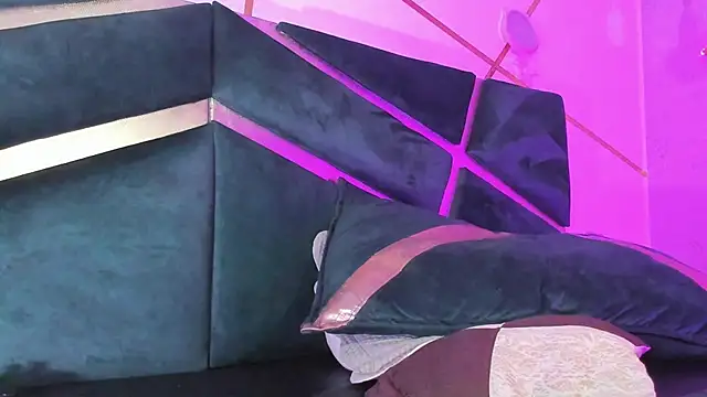 Snapshot of Charlie_Williams chatting on January 16, 2025, 4:28 am Charlie Williams online show from January 16, 2025, 4:28 am