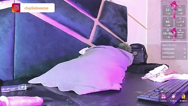 Snapshot of Charlie_Williams chatting on March 21, 2025, 2:07 am Charlie Williams online show from March 21, 2025, 2:07 am