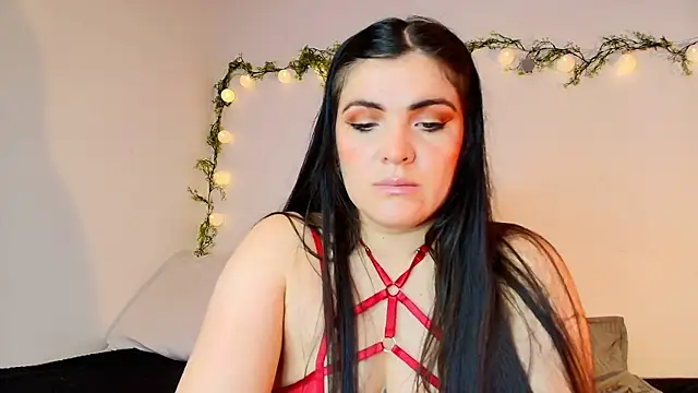Amara vega online show from May 16, 2026, 1:43 pm