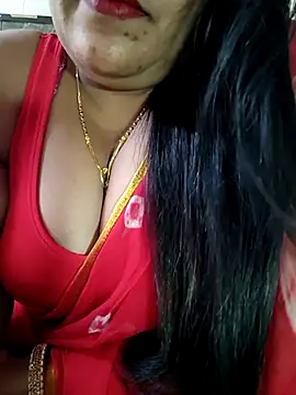 Snapshot of sneha_rose chatting on November 3, 2025, 5:31 am sneha rose online show from November 3, 2025, 5:31 am