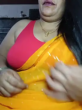Snapshot of sneha_rose chatting on June 4, 2026, 5:57 am sneha rose online show from June 4, 2026, 5:57 am