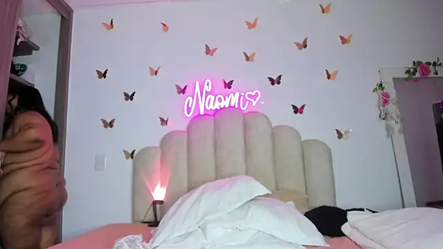 NaomiAsha online show from September 21, 2025, 11:17 pm