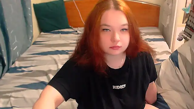 Snapshot of HaleyRoute chatting on November 6, 2025, 5:03 pm HaleyRoute online show from November 6, 2025, 5:03 pm