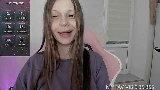 shy melony online show from October 28, 2025, 9:39 pm