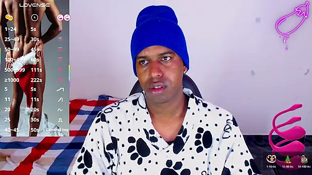 mrjhon26 online show from November 24, 2025, 2:06 pm