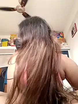 Hotmilfxox online show from December 21, 2024, 8:50 am