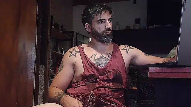 Snapshot of ozzypsico13 chatting on February 12, 2025, 9:22 pm ozzypsico13 online show from February 12, 2025, 9:22 pm