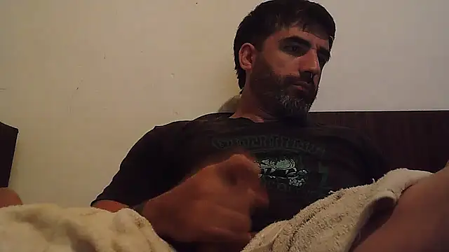 Snapshot of ozzypsico13 chatting on October 14, 2025, 1:28 am ozzypsico13 online show from October 14, 2025, 1:28 am