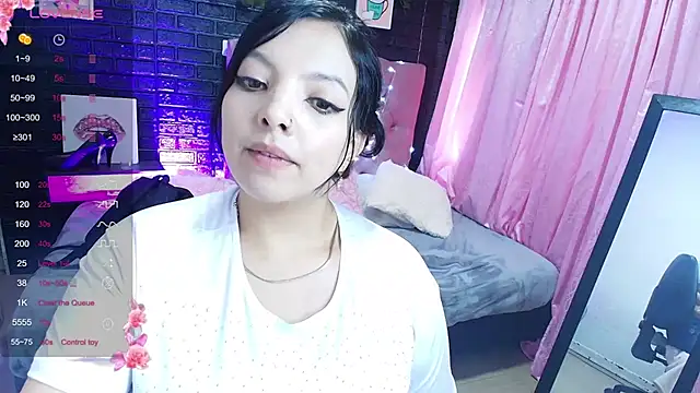 Snapshot of loren_tits24 chatting on September 26, 2025, 9:52 pm loren tits24 online show from September 26, 2025, 9:52 pm