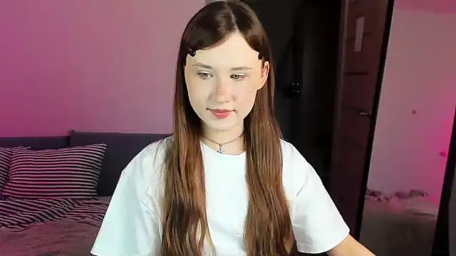 Snapshot of Stella_Sunny chatting on October 19, 2025, 1:39 am Stella Sunny online show from October 19, 2025, 1:39 am