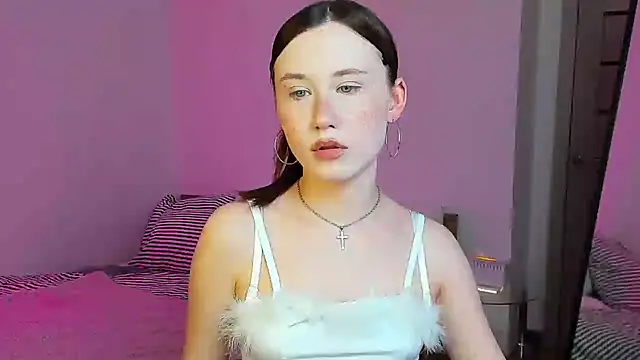 Snapshot of Stella_Sunny chatting on October 22, 2025, 6:07 pm Stella Sunny online show from October 22, 2025, 6:07 pm