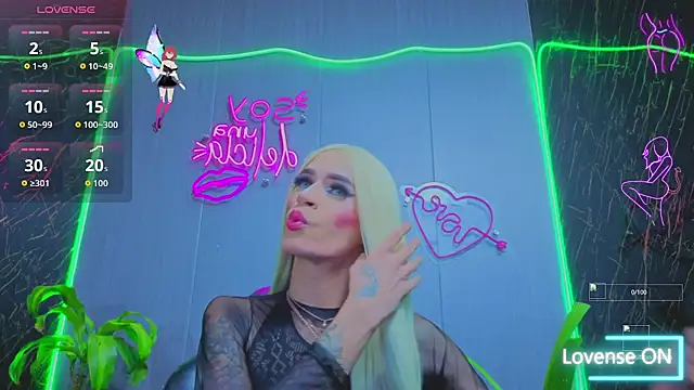 Snapshot of money_Ts_ chatting on October 17, 2025, 11:51 pm money Ts online show from October 17, 2025, 11:51 pm