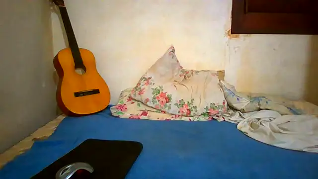 couplemilk online show from June 14, 2026, 9:06 pm