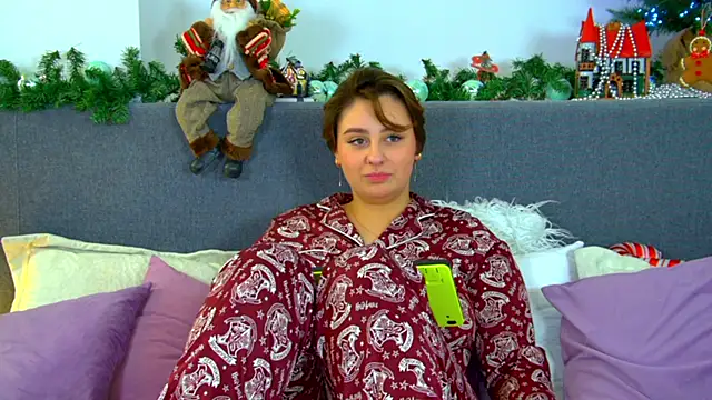 Snapshot of MaryMurray chatting on December 24, 2024, 4:22 am MaryMurray online show from December 24, 2024, 4:22 am