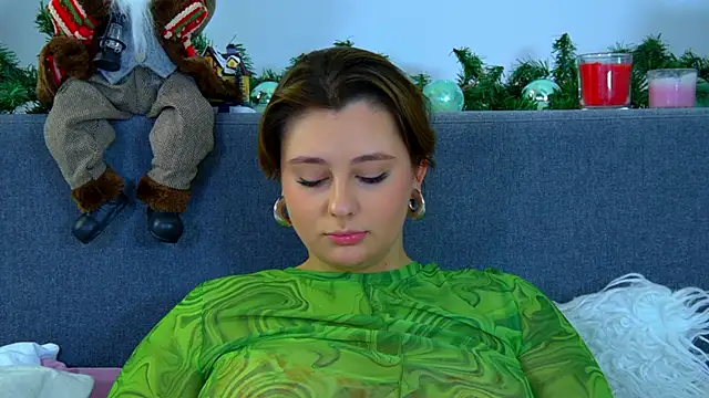 Snapshot of MaryMurray chatting on January 17, 2025, 12:42 am MaryMurray online show from January 17, 2025, 12:42 am