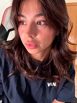 Adriennesexxx online show from November 30, 2025, 12:53 pm