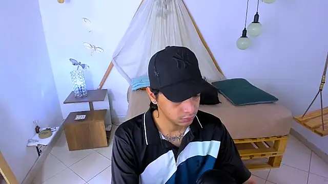 Snapshot of Brand_habes chatting on September 27, 2025, 1:49 pm Brand habes online show from September 27, 2025, 1:49 pm