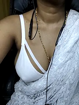 Snapshot of Anjali_cute-Pondati chatting on June 19, 2026, 12:04 am Anjali cute-Pondati online show from June 19, 2026, 12:04 am