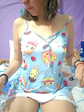 Snapshot of Lunababymylove chatting on June 10, 2026, 1:17 am Lunababymylove online show from June 10, 2026, 1:17 am