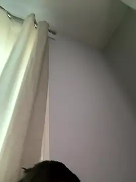 Billyval98xh online show from April 18, 2026, 6:45 pm