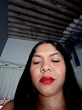 DIORA Latina online show from February 14, 2026, 3:36 am