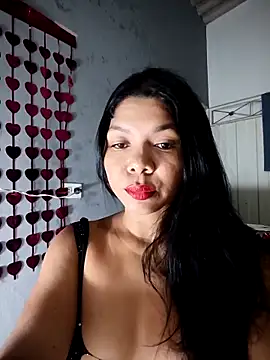 DIORA Latina online show from March 26, 2026, 4:07 am