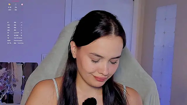  Sweetie  online show from October 11, 2025, 5:11 pm