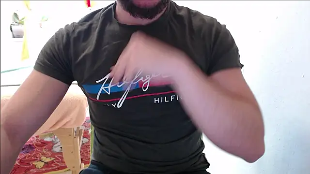 Snapshot of defuego_ chatting on February 12, 2025, 10:56 am defuego online show from February 12, 2025, 10:56 am