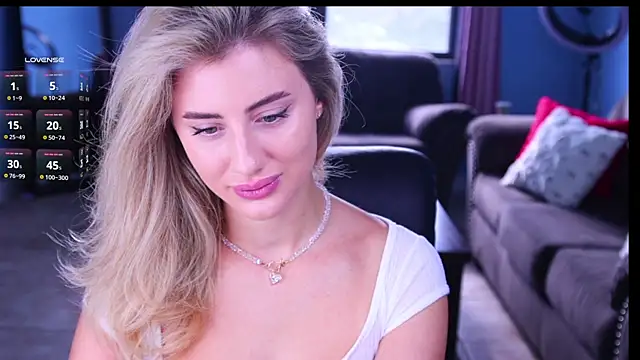 Naughty-Kitty1 online show from September 10, 2025, 9:15 pm