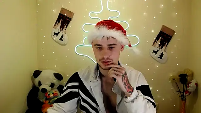 Snapshot of Mike_severi2 chatting on December 15, 2024, 3:31 pm Mike severi2 online show from December 15, 2024, 3:31 pm