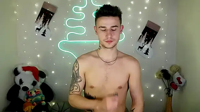 Snapshot of Mike_severi2 chatting on December 25, 2024, 10:17 am Mike severi2 online show from December 25, 2024, 10:17 am