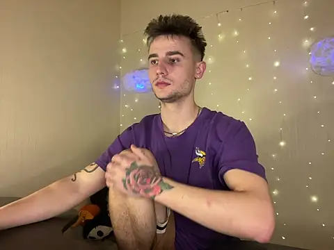 Snapshot of Mike_severi2 chatting on February 5, 2025, 12:27 pm Mike severi2 online show from February 5, 2025, 12:27 pm