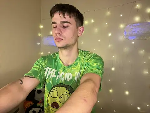 Snapshot of Mike_severi2 chatting on February 15, 2025, 5:41 am Mike severi2 online show from February 15, 2025, 5:41 am