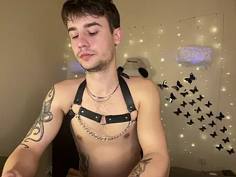 Snapshot of Mike_severi2 chatting on March 14, 2025, 9:03 am Mike severi2 online show from March 14, 2025, 9:03 am