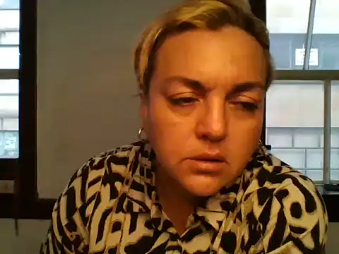 Snapshot of Parolita chatting on July 21, 2026, 11:07 pm Parolita online show from July 21, 2026, 11:07 pm