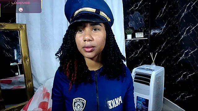 Snapshot of Hillary_queen chatting on November 2, 2025, 12:51 pm Hillary queen online show from November 2, 2025, 12:51 pm