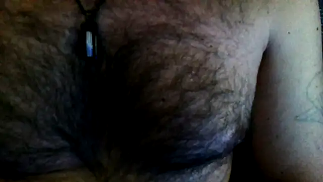 titanzitte online show from April 15, 2026, 11:38 pm