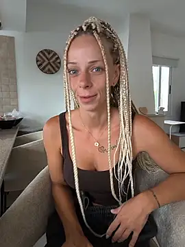 Lexa xoxo online show from May 23, 2026, 7:13 am