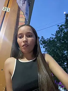 Snapshot of Penelope-Hot chatting on December 11, 2024, 10:49 pm Penelope-Hot online show from December 11, 2024, 10:49 pm